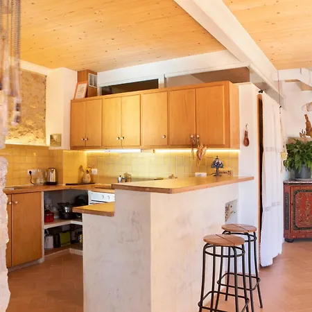 Feriehus Casa Artistica I Acollidora A Pau